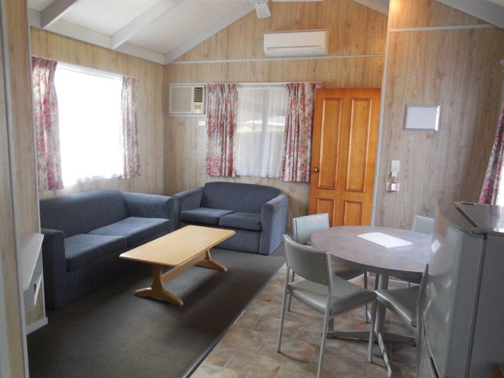Caravan & Park