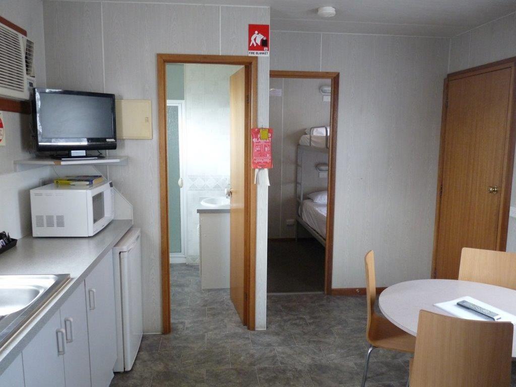 Caravan & Park 3*